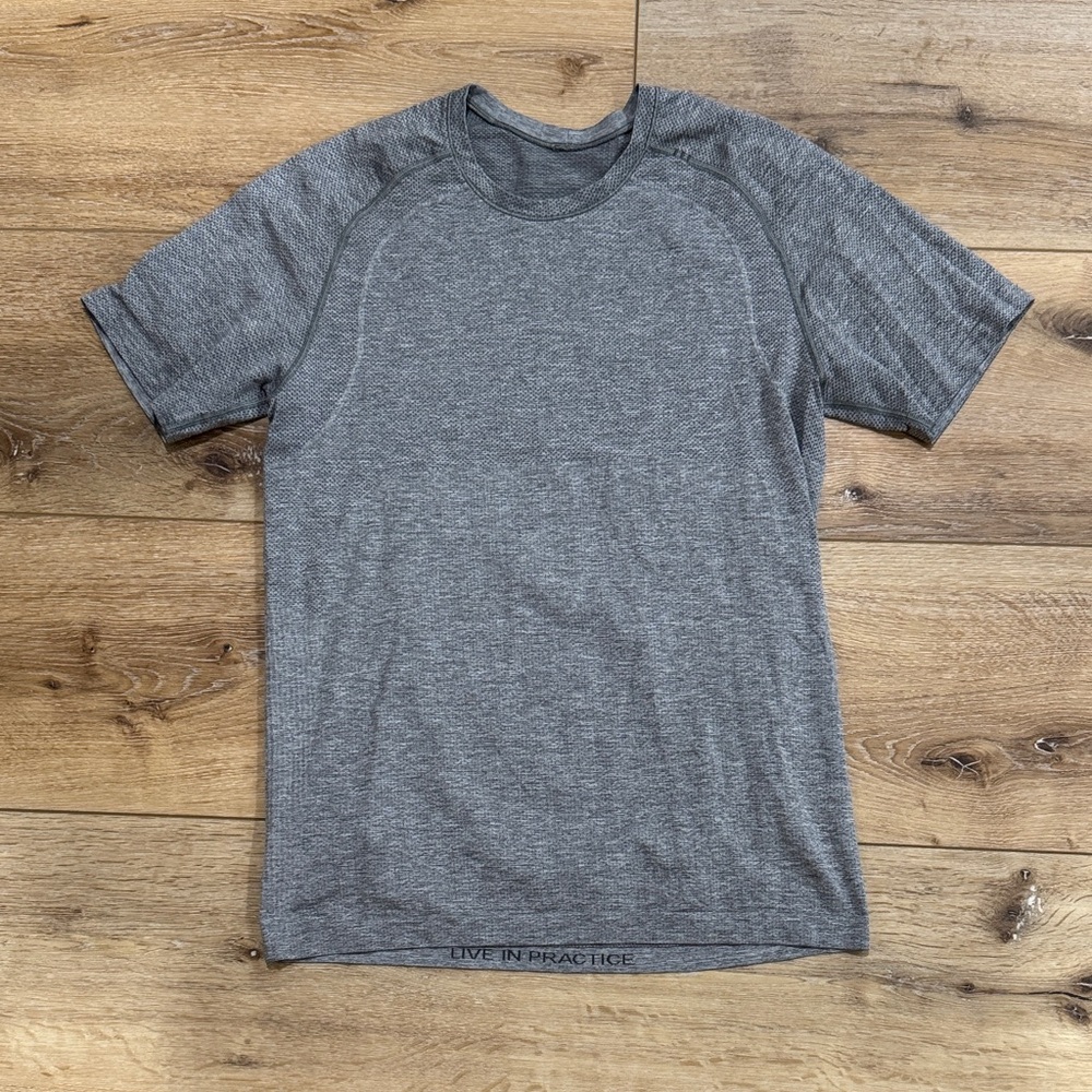 lululemon athletica Charcoal Short Sleeve Tee